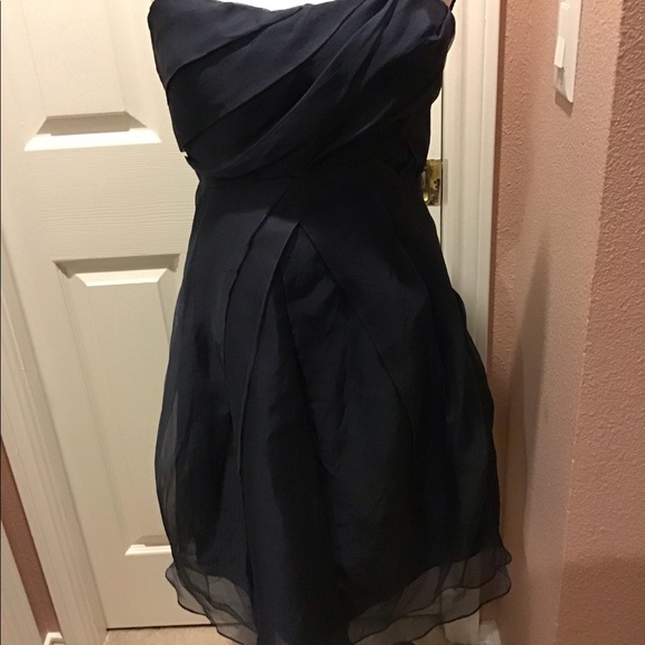 Vera Wang Maids Strapless Dress. 100% Silk - Picture 2 of 8